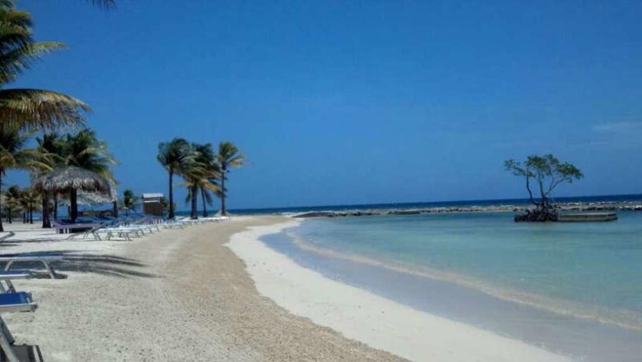 Dixon Cove Las Palmas Beach Hotel المظهر الخارجي الصورة