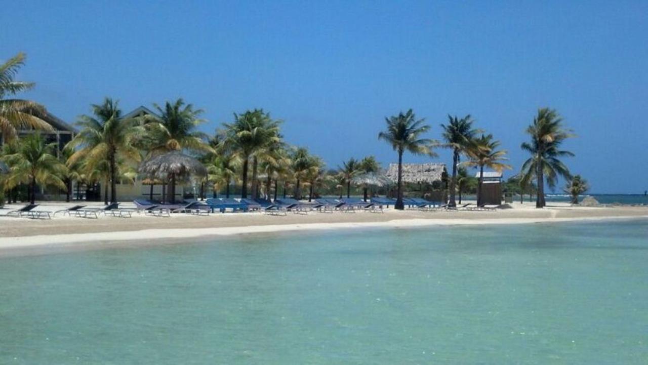 Dixon Cove Las Palmas Beach Hotel المظهر الخارجي الصورة